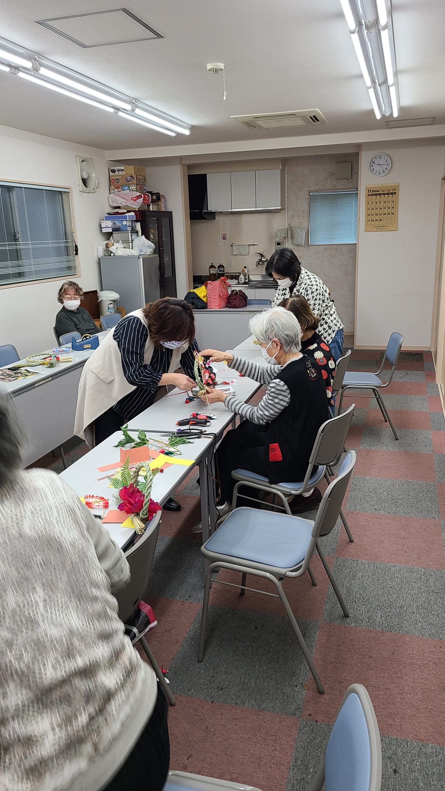 みんなで作るって楽しいね！婦人部　正月飾りを作る会