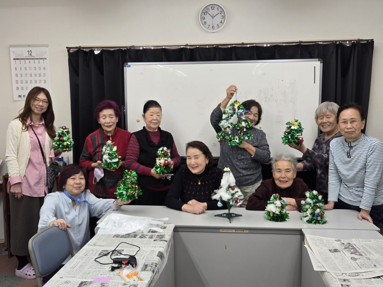 オリジナルツリーでクリスマスを盛り上げよう！
