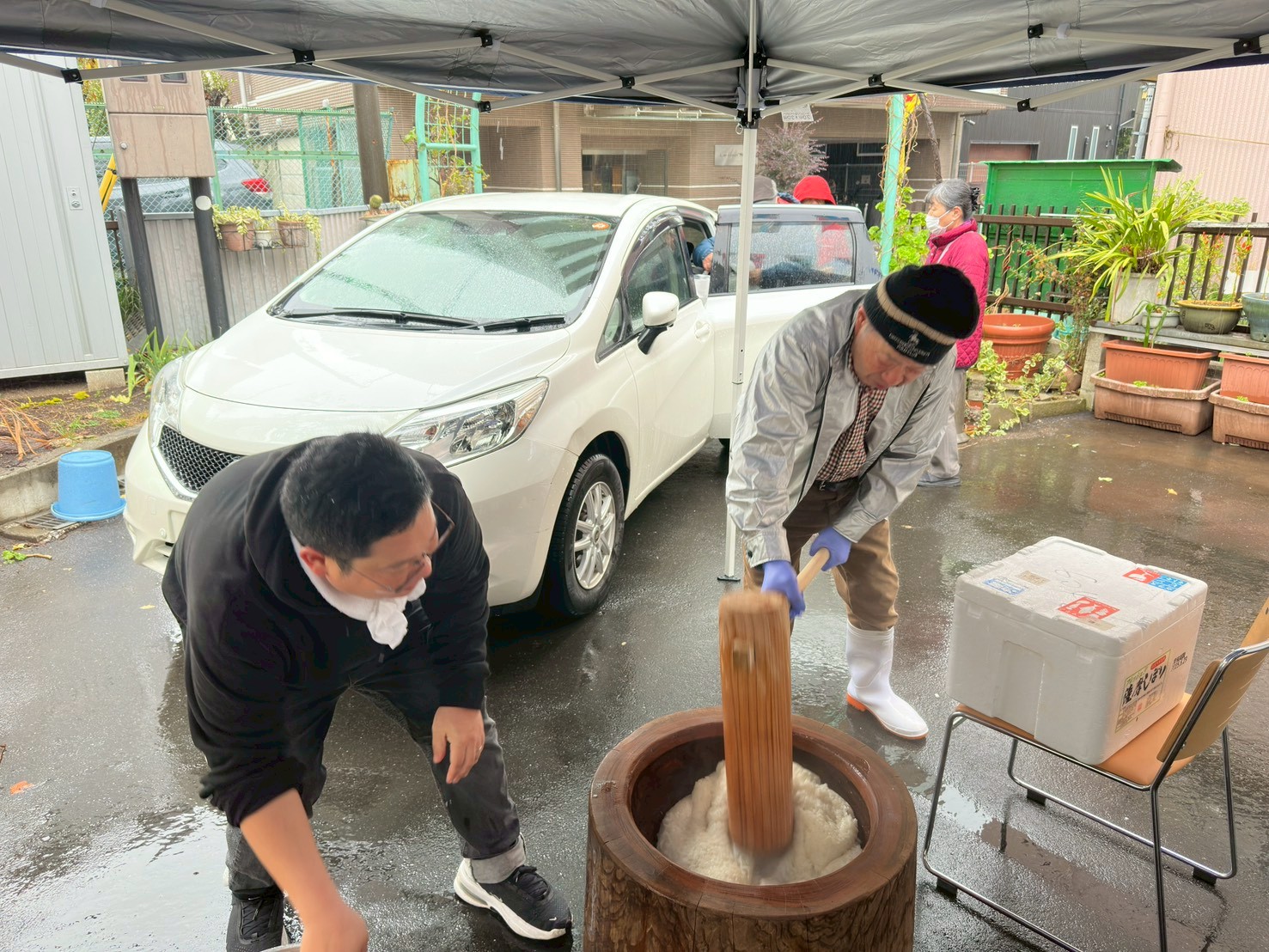10年ぶりの『餅つき大会』でみんな笑顔に！！